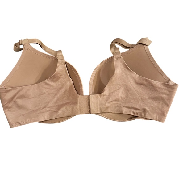 Victoria’s Secret Plunge 36C Tan Bra - Picture 2 of 8